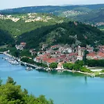 Guest house Ivan Skradin