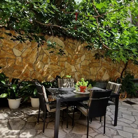 Guest house Ivan 3*