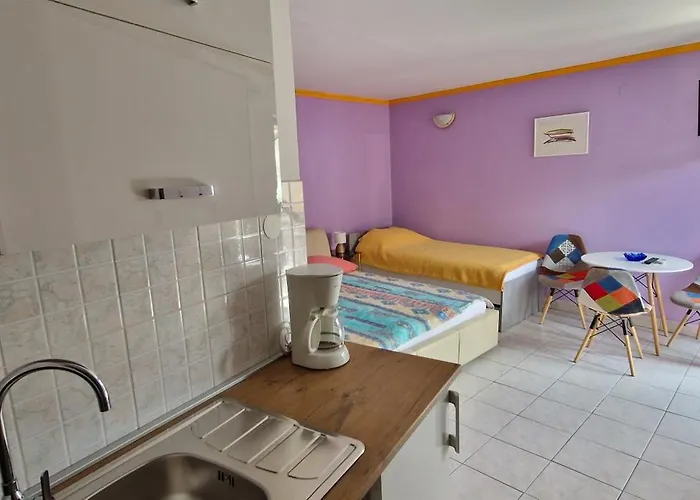 ゲストハウス Ivan