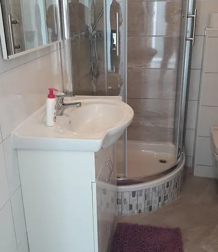 Ivan スクラーディン